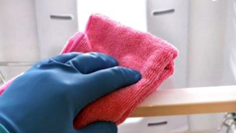 Как сохранить свежий запах в холодильнике – трюки, которые нужно знать всем