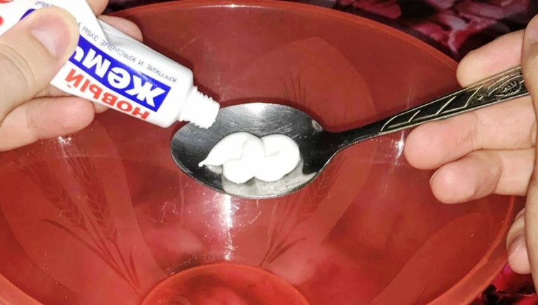 До скрипа отмываю окна и зеркала! Использую собственное средство!