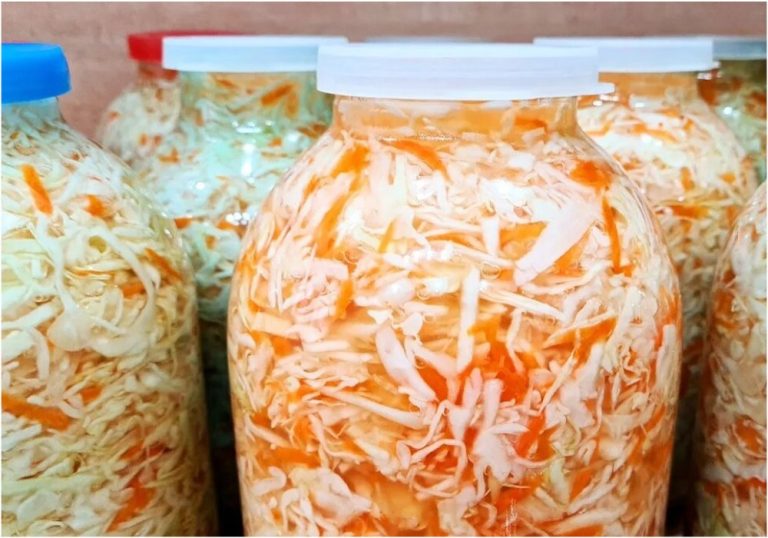 Такая капуста стоит до сентября следующего года: хрустит и не темнеет!