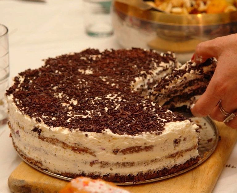 Самый быстрый и вкусный торт. Проверенный временем рецепт!