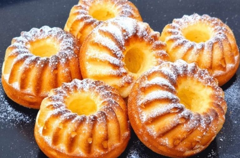 ​​​​​Сырники теперь не делаю. Нашла рецепт проще и вкуснее: мало кто знает секрет