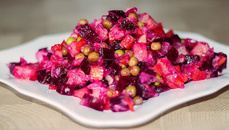 Вкуснее винегрета я не пробовала: всё дело в заправке. Расскажу, как её приготовить!