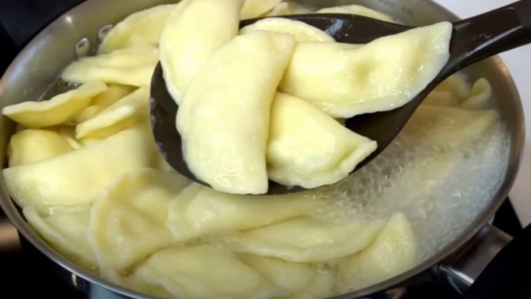 Если бы был конкурс вареников, эти бы заняли первое место. Самый сырный вкус начинки