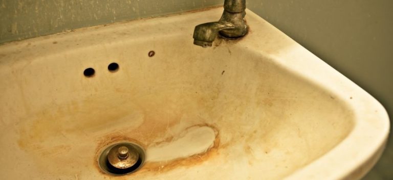 Годовалый налет и желтизна уйдет на глазах, а в ванной всегда будет чистота и свежесть. Хитрость от турецкой хозяйки