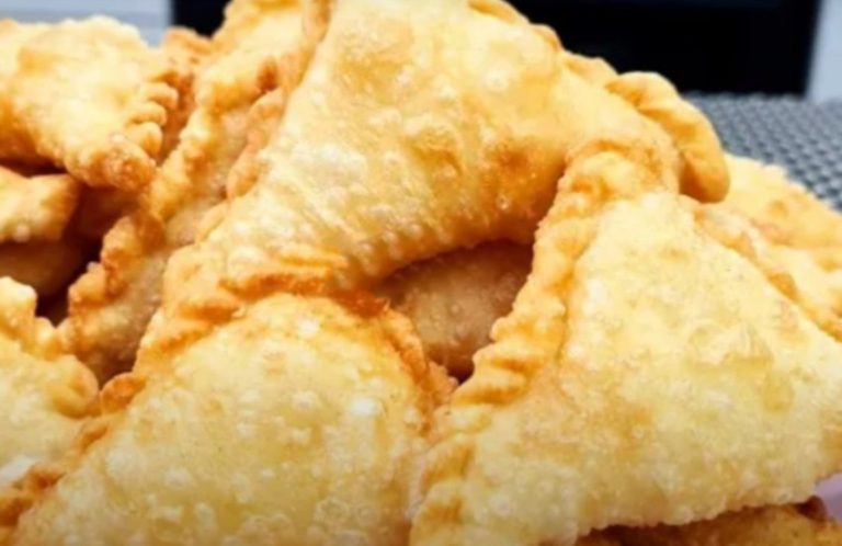 Чебуреки из такого теста — сказка. Пузырчатые, мягкие пирожки с картошкой