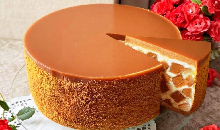 Торт шедевр: такой подачи вы точно не видели. Медовик из жидкого теста!