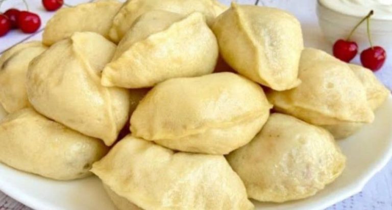 Мои вареники всегда пышные и мягкие, даже на следующий день! Вареники на пару с вишней!