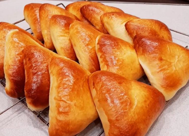 Вкусные пирожки-треугольники с творожной начинкой