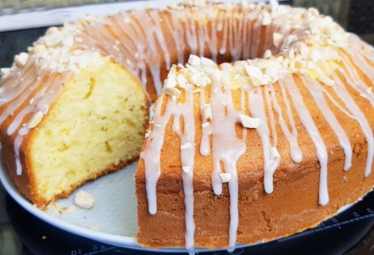 Нежный и пышный кекс. Простой и легкий рецепт вкусной выпечки.