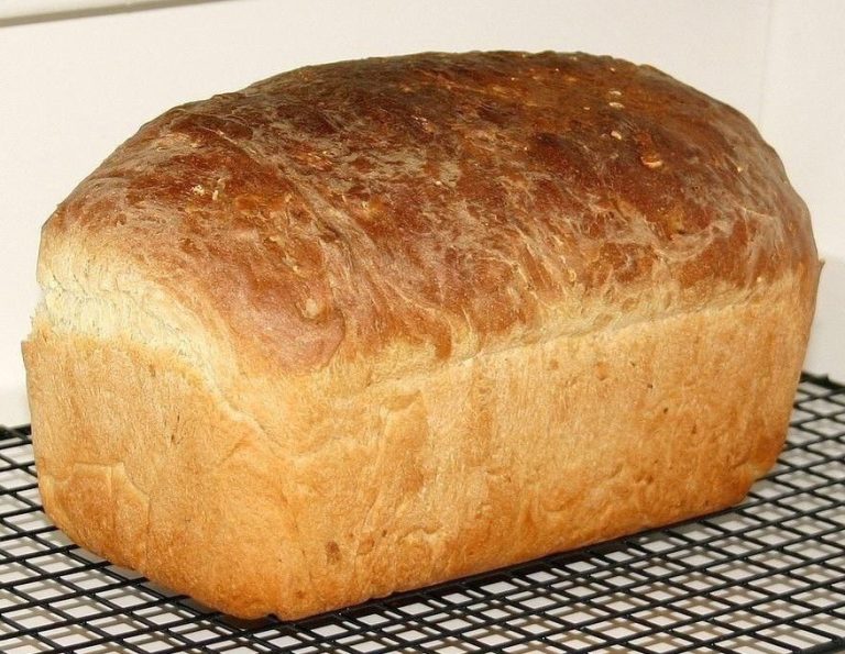 Хлеб «Домашний»! Готовится он очень легко, а получается такой вкусный!…