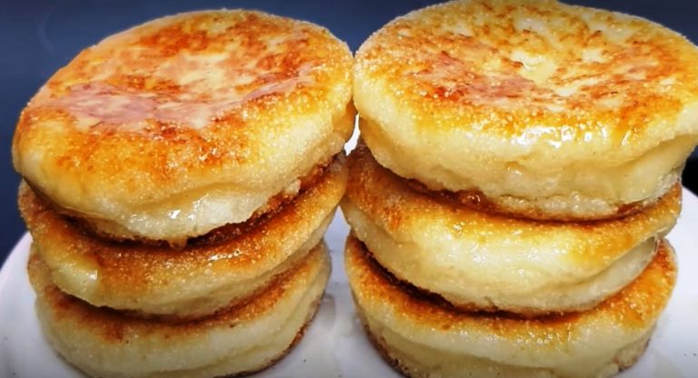 Вкусные творожные «Сырники» на завтрак. Научила всех подруг этому рецепту.