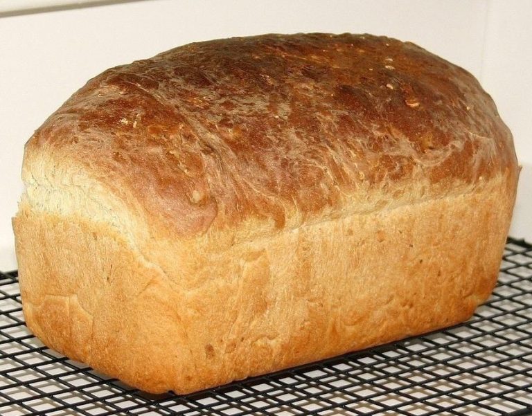 Хлеб «Домашний»!  Готовится он очень легко, а получается такой вкусный!