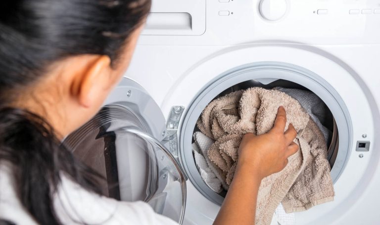 Стиральная машина не отжимает. Ошибки, которые допускают многие хозяйки