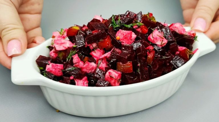 Вкусный, сытный и полезный. Салат из свеклы который я готовлю 7 раз неделю!