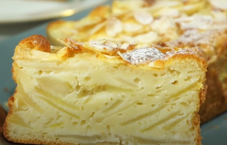 Много яблок, мало теста. Французский невидимый яблочный пирог!