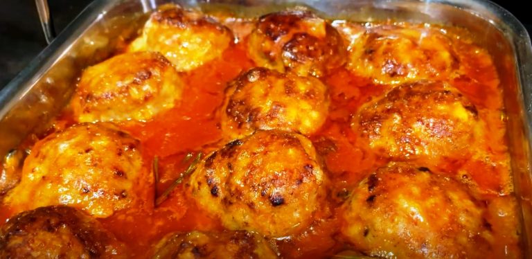 Готовлю вкусно из фарша на ужин. Рецепт тефтелей из детства: таких нежных сейчас не готовят!