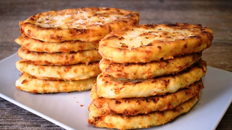 Так готовила моя бабушка. Забытый рецепт 60-х годов: картофельные пироги на кефире!