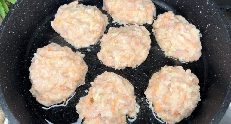 Готовлю вместо котлет, даже руки не пачкаю! Вкусно и просто: быстрее, чем обычные котлеты!