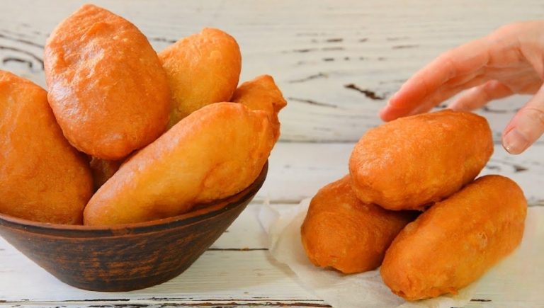 Самые быстрые пирожки: можно готовить с любой начинкой. Тесто на кипятке, совсем без яиц!