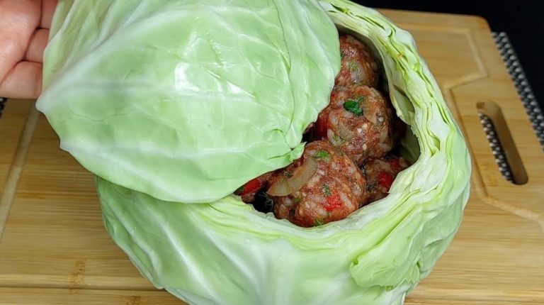 Турецкий повар, как приготовить вкусные голубцы. Сытное блюдо в кочане капусты!