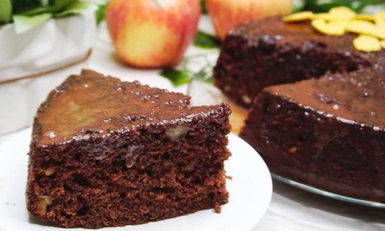 Шоколадный пирог «Бедный студент». Взяли, смешали и в духовку!