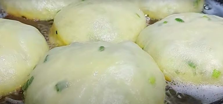 Всего 3 шт. картофеля и получаются вкусные пышки. Ленивые пирожки: мало кто знает секрет!