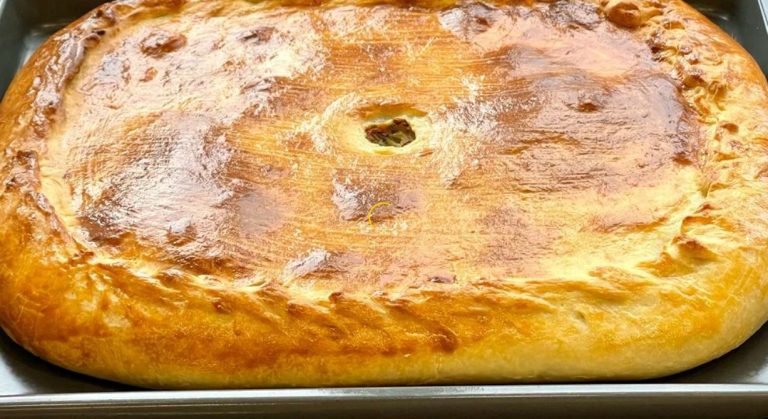 Лучшее тесто за всю мою жизнь. Пирог с капустой: простой и дешёвый рецепт!