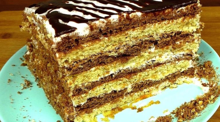Торт «Зебра» — необычный, сладкий и весьма бюджетный! Домашний рецепт: за 30 минут вместе с выпечкой!