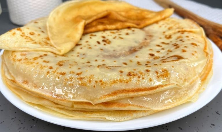 Тонкие и нежные блины «2 молока». Так пекла моя мама: вкуснее для меня просто нет!