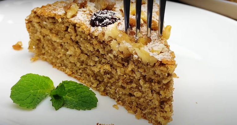 Никакой муки и сахара. Яблочный пирог из 3-х ингредиентов: простой и здоровый рецепт!