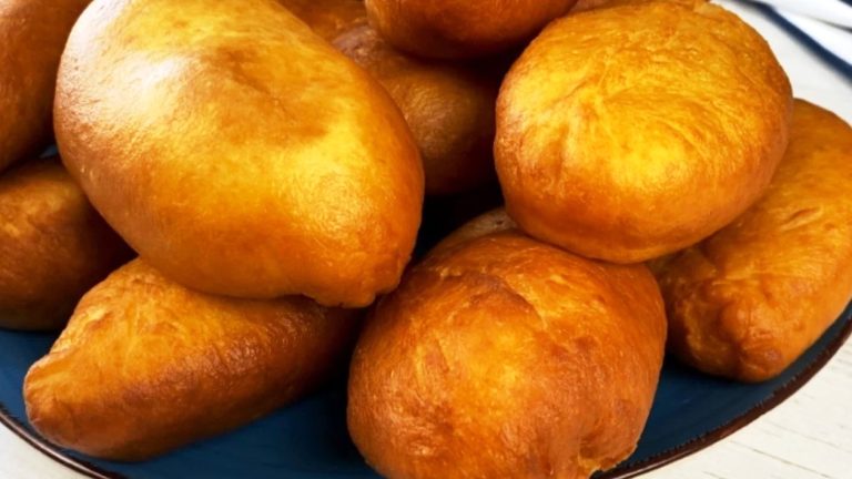 Пирожки «Радость студента»: покупала в пирожковой в студенческие годы. Сейчас готовлю сама!