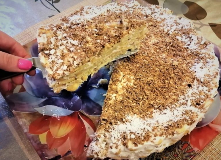 Самый простой торт, который не требует выпечки. В 90-е годы был самым моим любимым лакомством!