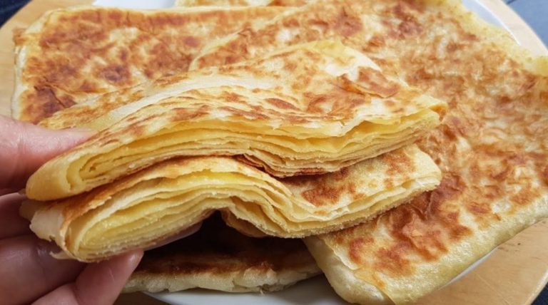 Мука и кипяток: тонкий лаваш на сковороде. Армянский лаваш в домашних условиях!