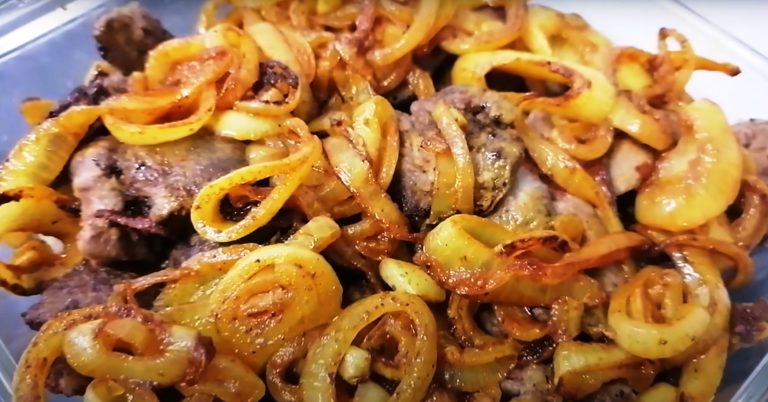 Рецепт узнала в дорогом ресторане, а готовить проще простого. Печень куриная с яблоками!