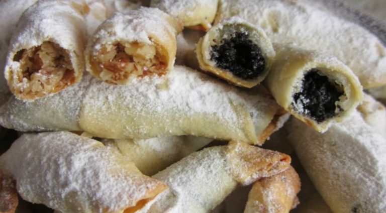 Почему рогалики «Минутка» мягкие внутри и хрустящие снаружи! Раньше, ни одна свадьба или день рождения, не обходились без этого десерта, пекли их и в дорогу.