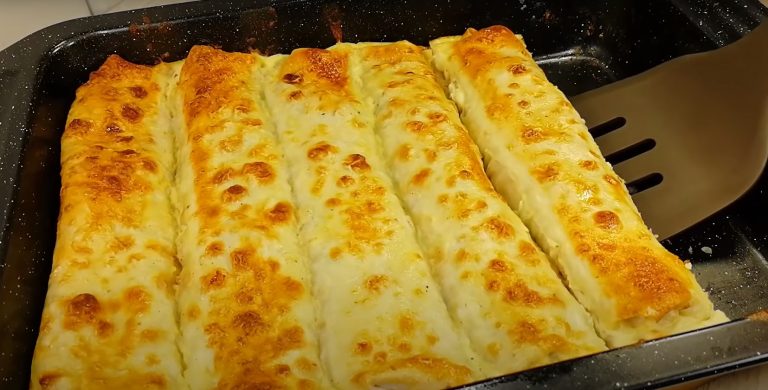 Мясо не нужно: закрутила и в духовку. Нежнейшие рулетики с картофелем и грибами!