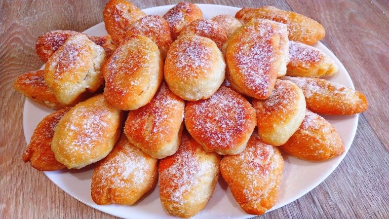 Берем стакан кефира и через 15 минут вкуснейший завтрак на столе!