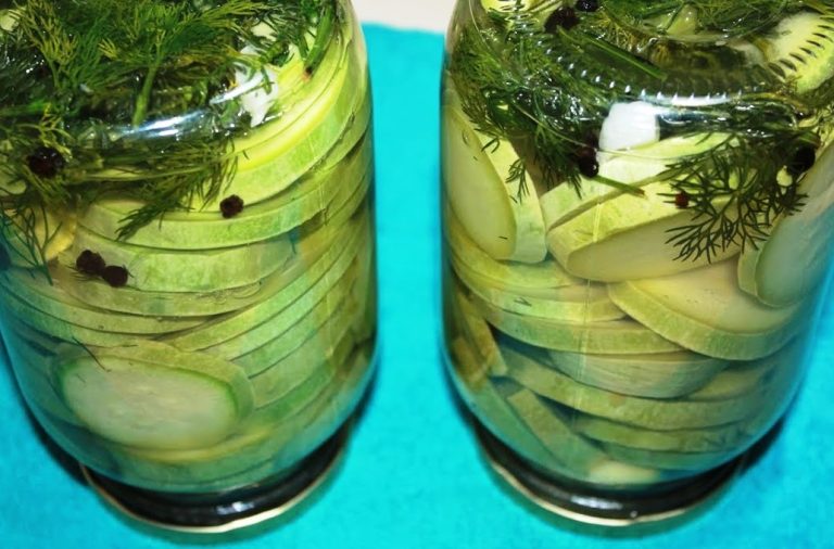 Закатываю так уже 10 лет и не надоедают! Кабачки маринованные на зиму!