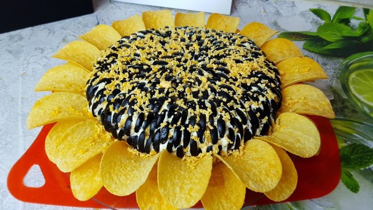 “Подсолнух” Салат, который украсит ваш стол! Оригинальный салат с красивым оформлением.