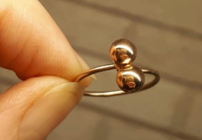 Все советские модницы мечтали об этих кольцах – «поцелуйчик», «неделька» и «змейка»