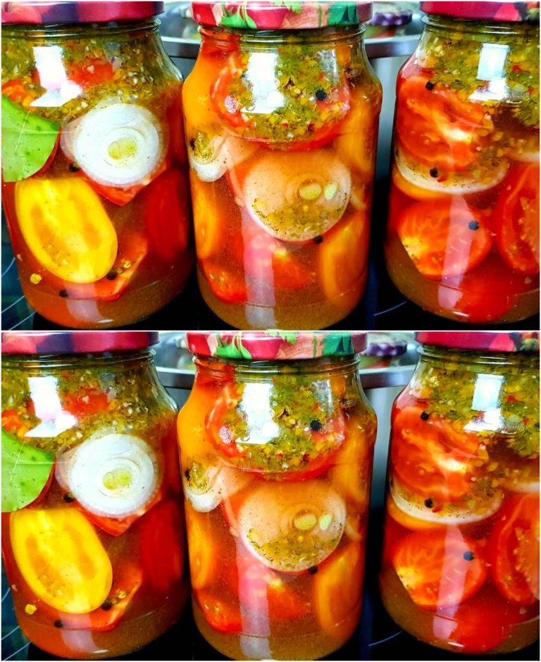 Все съели до последнего помидора и выпили весь маринад. Вкуснейшие помидорки половинками на зиму