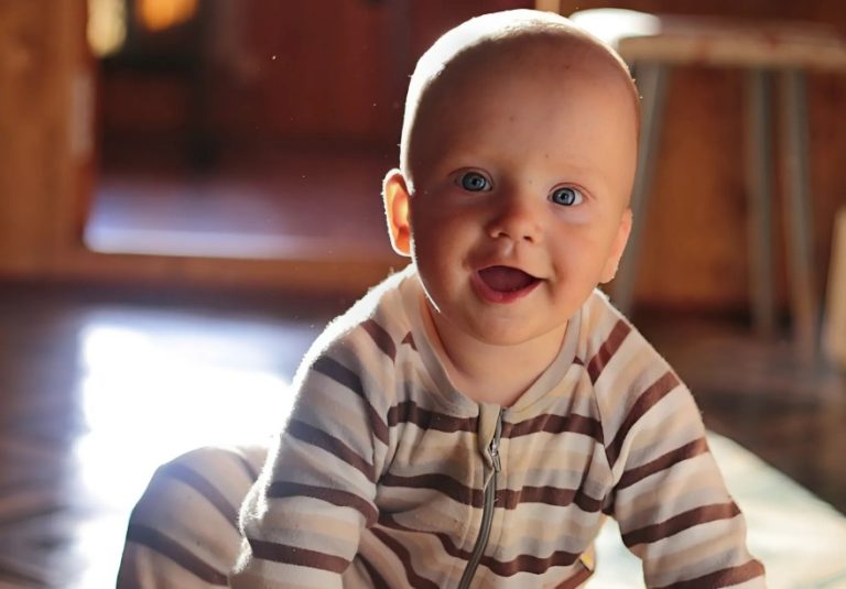 «Это не мой сын, он не похож на меня»: после этих слов муж ушел из дома, оставив меня одну с маленьким ребенком