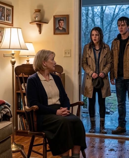 «С этого момента твоя зарплата будет поступать на мой счет, тебе она всё равно не нужна», — сказал мой сын. Я просто спокойно кивнул. В тот вечер он с женой пришли на свой обычный бесплатный ужин, но как только они вошли, их крики эхом разнеслись по пустому дому—потому что…