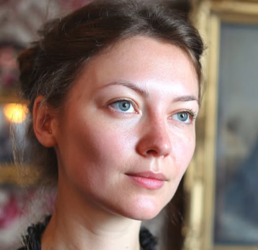 Невестка пришла с подругой, показала ей мою квартиру и сказала при мне — видишь, скоро здесь будет наш ремонт, как я и мечтала.😲😲
